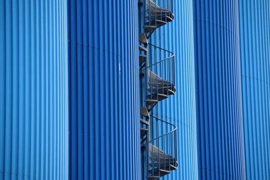 cast aluminum alloy vs Aluminum Ladder - Mechanical and Functional Comparison