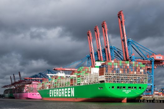 battery cell industry trends 2026 - Spec pitfalls and what the 2026 export line does NOT tell you