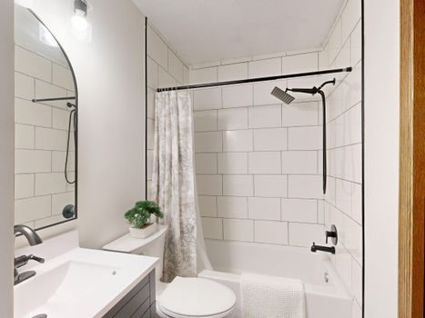 Ceramic Tile installation guide - Layout, Cutting, and Wet-Zone Detailing