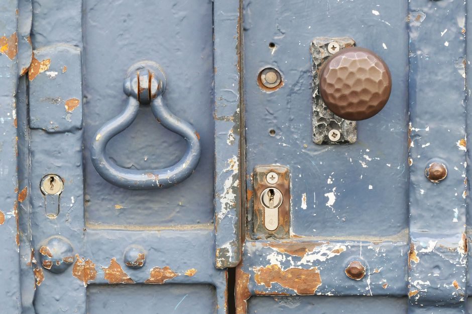 Chemical Anchor vs Architectural Hardware: Separate Spec Families