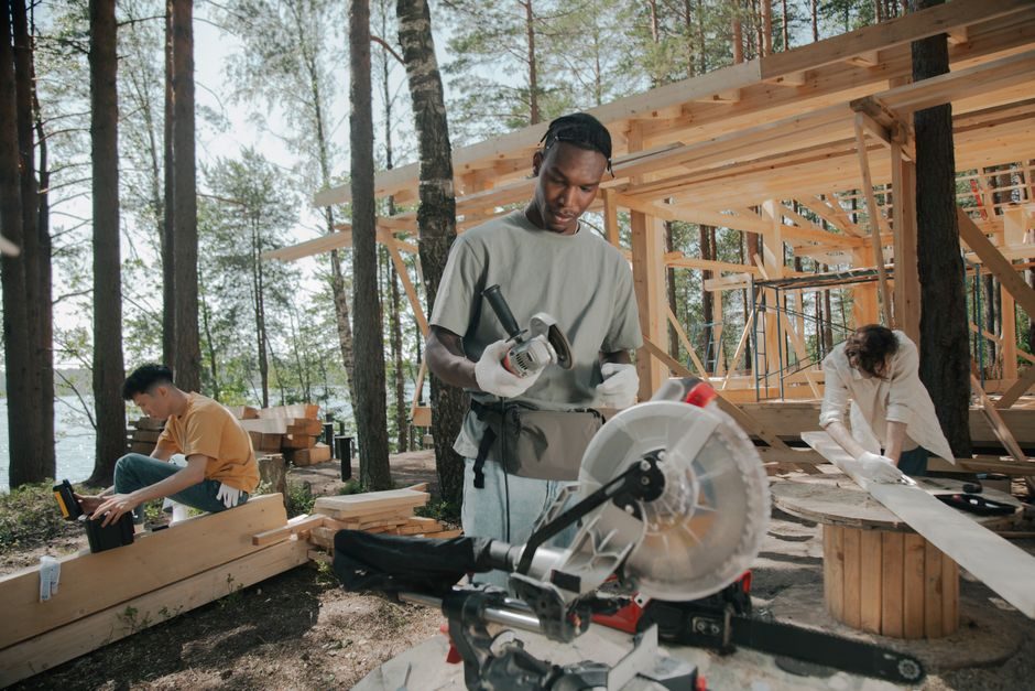 Circular Saw Sizing and Selection Guide: Diameter, Kerf and Tooth Specs