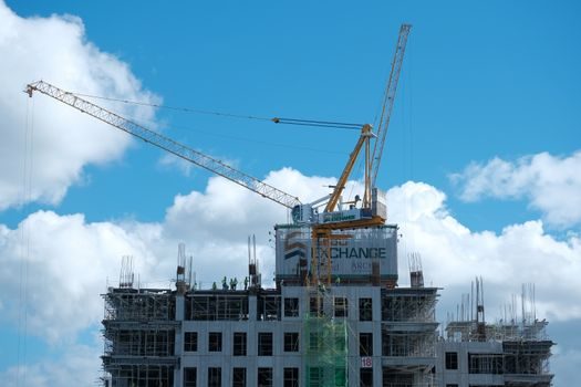 how to choose a Climbing Formwork System - Lead Time, Reuse Count and Total Cost Bands