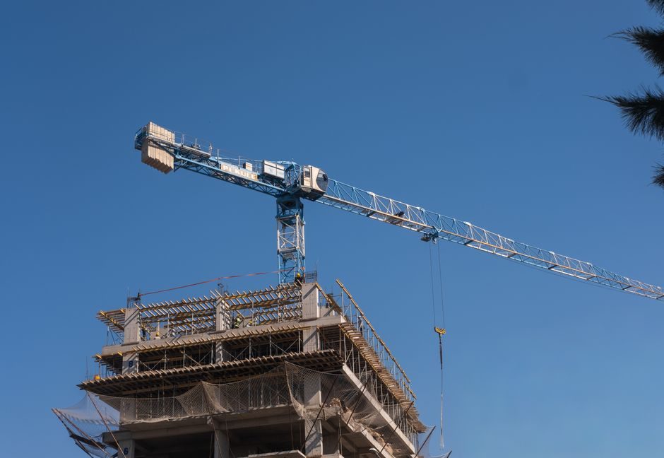 Climbing Formwork Types: Manual, Self-Climbing, and ACS Compared