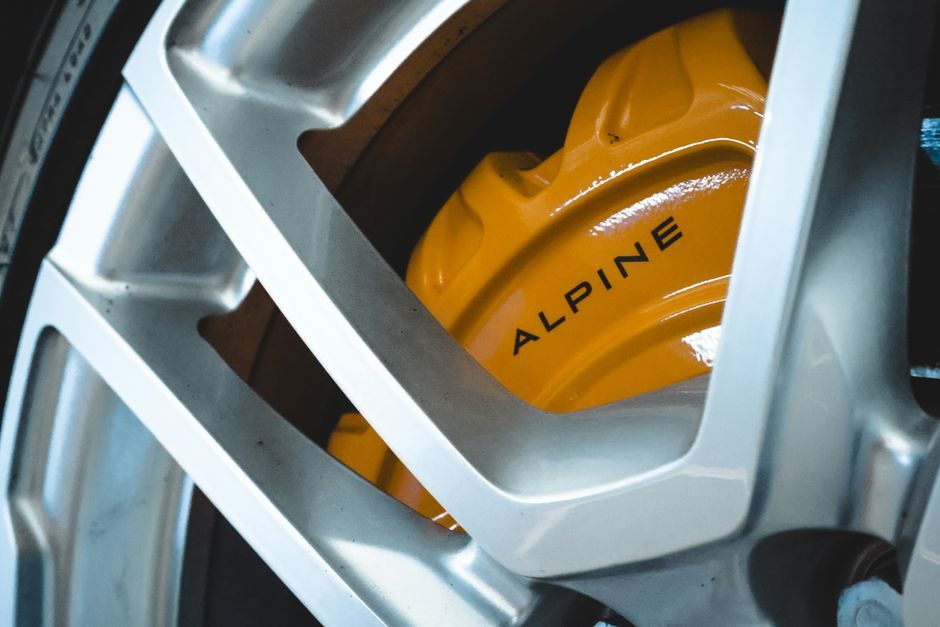 Clutch & Brake Price Bands 2026: Friction, Piston and OEM Cost Map