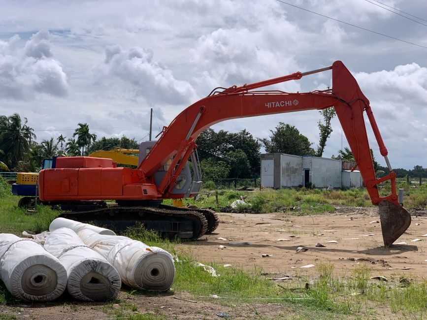 Crawler Excavator Selection: Weight Class, Tail Swing and Powertrain Tier