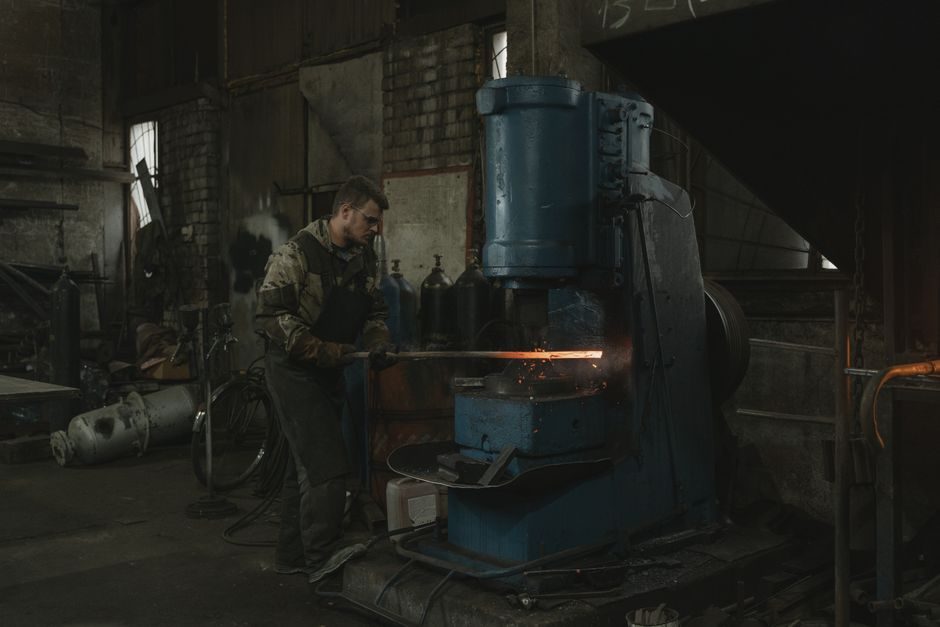 Cupola Furnace Types: Cold-Blast, Hot-Blast, Water-Cooled & Dual-Shell