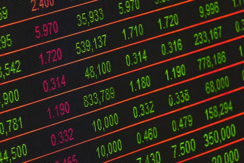 Display Panel Price Trend 2026: Spec Bands, Sourcing Floors and Procurement Levers