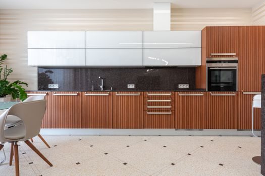 Distribution Cabinet buying guide 2026 - Comparison at a glance: AVEV vs M-VEV vs custom stainless
