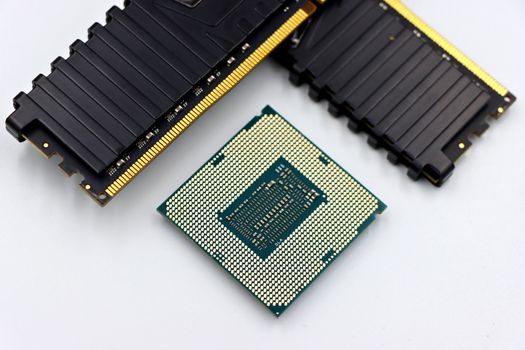 DRAM memory upstream and downstream industries - Midstream: The Three DRAM OEMs and Their 2026 Output Split