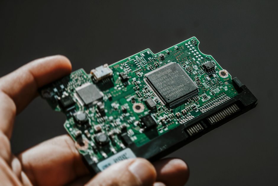 Electronic Load Selection: 60 W to 16-Channel Spec-Driven Buyer's Map