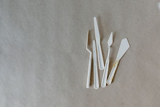 Engineering Plastic advantages and disadvantages - Main Resin Families Compared on Five Decision Criteria