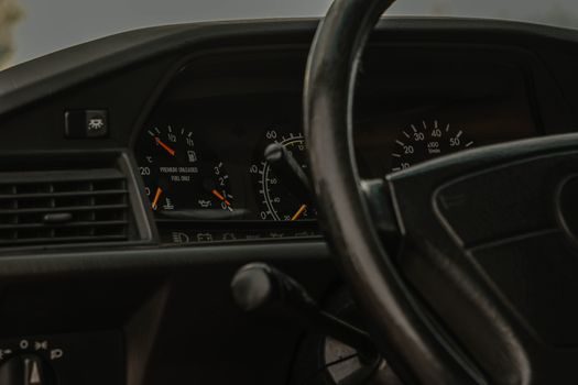 electric vehicle process control and instrumentation - On-Vehicle Instrumentation: CAN, SOC, and Hour Meters