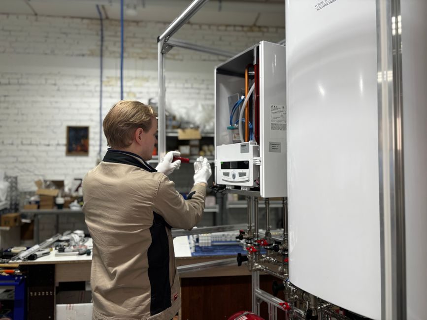 Filling Machine Installation: Five-Gate Field Spec Map and Acceptance Criteria
