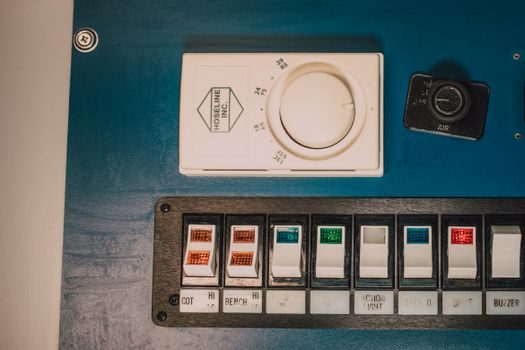 Fire Alarm Control Panel vs Heat Detector - Selection criteria that differ between panel and detector