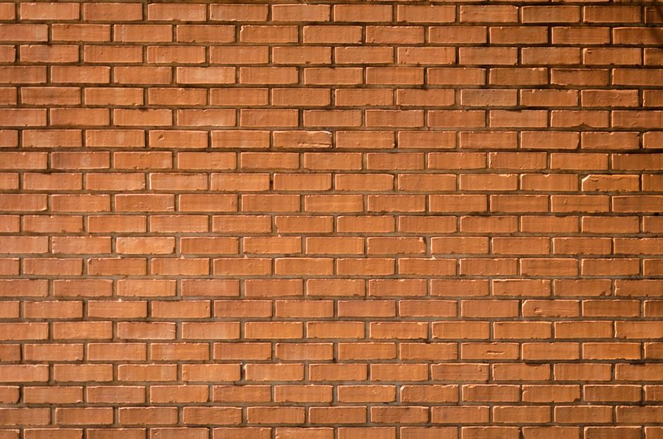 Fired Clay Brick Advantages and Disadvantages: Spec Boundaries for Engineers