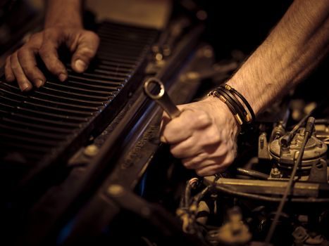 Fluororubber (FKM) advantages and disadvantages - Mechanical behaviour and compression set