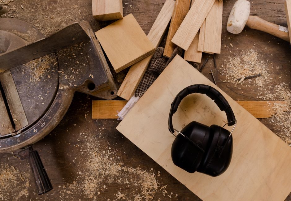 Hearing Protector Buying Guide 2026: NRR Bands, Types, Fit Derating, Compliance