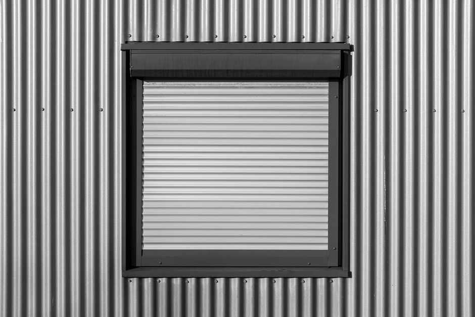 How to Choose a Corrugated Metal Panel: Substrate, Profile, and Spec Map