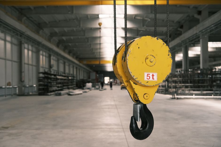 How to Choose a Crawler Crane: Capacity, Boom Geometry and Ground Pressure
