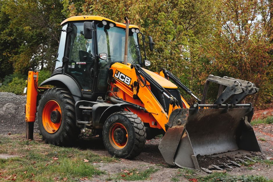 How to Choose a Wheel Loader: Class, Power, Bucket and Sourcing Levers