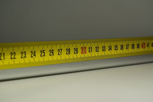 how to choose a work bench - Footprint, depth, and the 700 mm rule