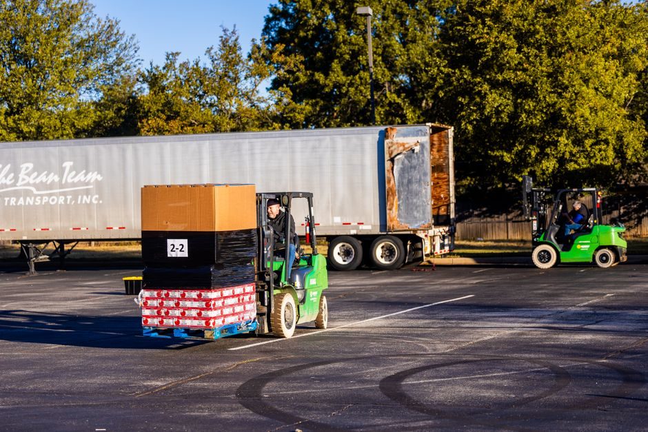 How to Choose an Electric Forklift: Spec Map for Buyers