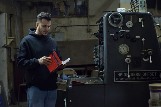 hydraulic press price and cost guide - Who Hydraulic Presses Are For - And Who Should Not Buy