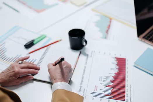 immersion cooling supply chain analysis 2026 - Procurement Signals: Lead Times, Margin Compression, Service Reliability