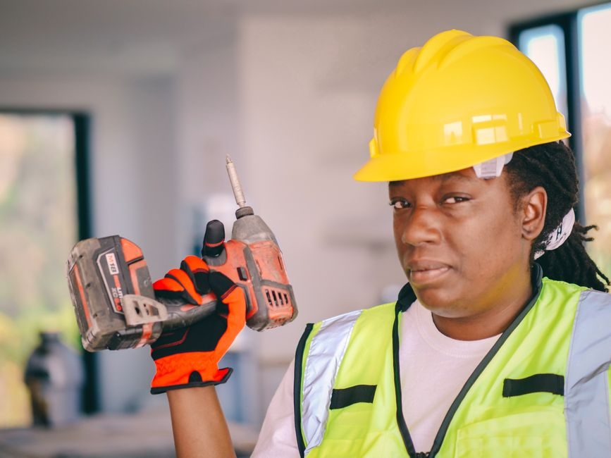 Impact Drill Selection: Chuck, Joules, BPM and Use-Case Gates