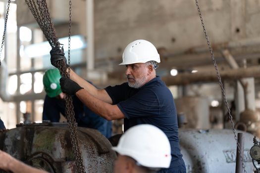 industrial fastener manufacturing process overview - Supply Chain and Sourcing Signals
