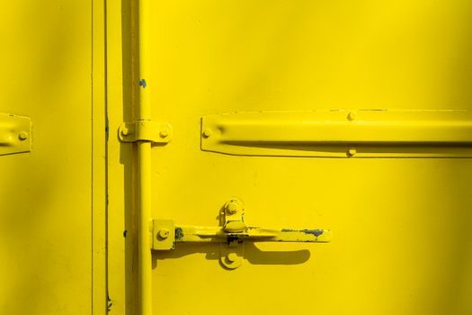 industrial hinge suppliers and manufacturers - Comparing the Three Supply Tiers