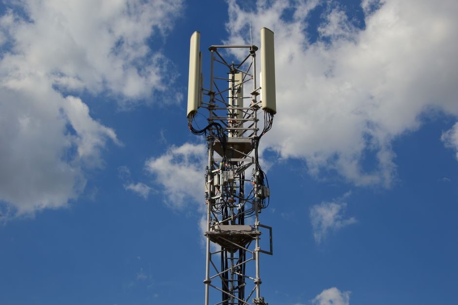 Industrial Modem (DTU) vs Industrial Wireless Module: Spec-Driven Selection Map