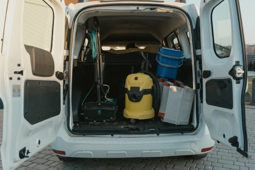 industrial vacuum cleaner selection guide - Entry / Jobsite Wet-Dry: 9 gal, 4.25 Peak HP, NFPA Grounding