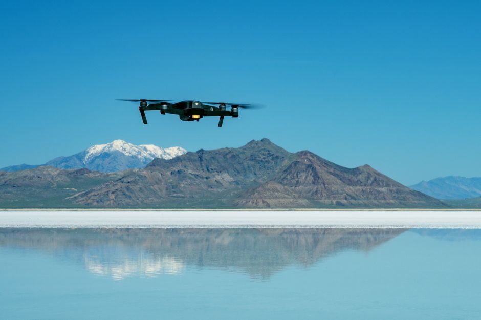 Industry 4.0 in Lithium: IIoT, AI and Flexible Production Architecture