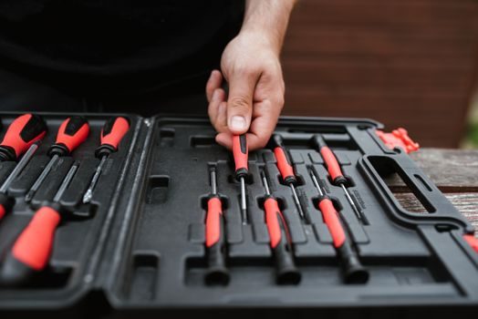 injection molded part selection guide - Selection Criteria, Use Cases and Limits