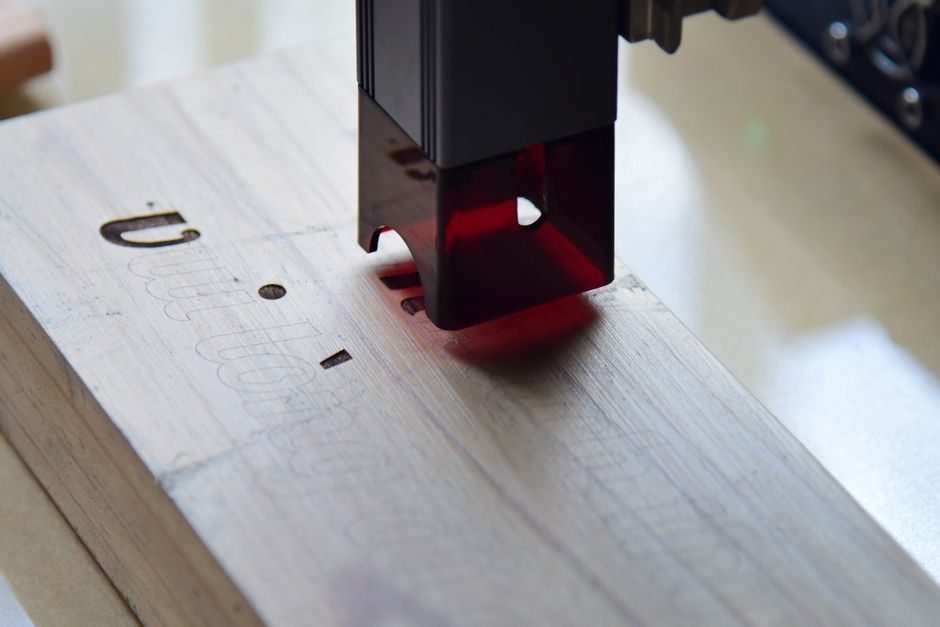 Laser Distance Meter 2026 Price & Cost Guide: Specs, Bands and Sourcing Levers