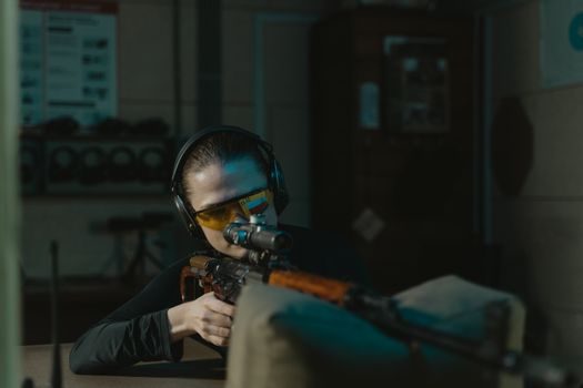Laser Distance Meter sizing and selection guide - Laser Class, Eye Safety and Outdoor Visibility