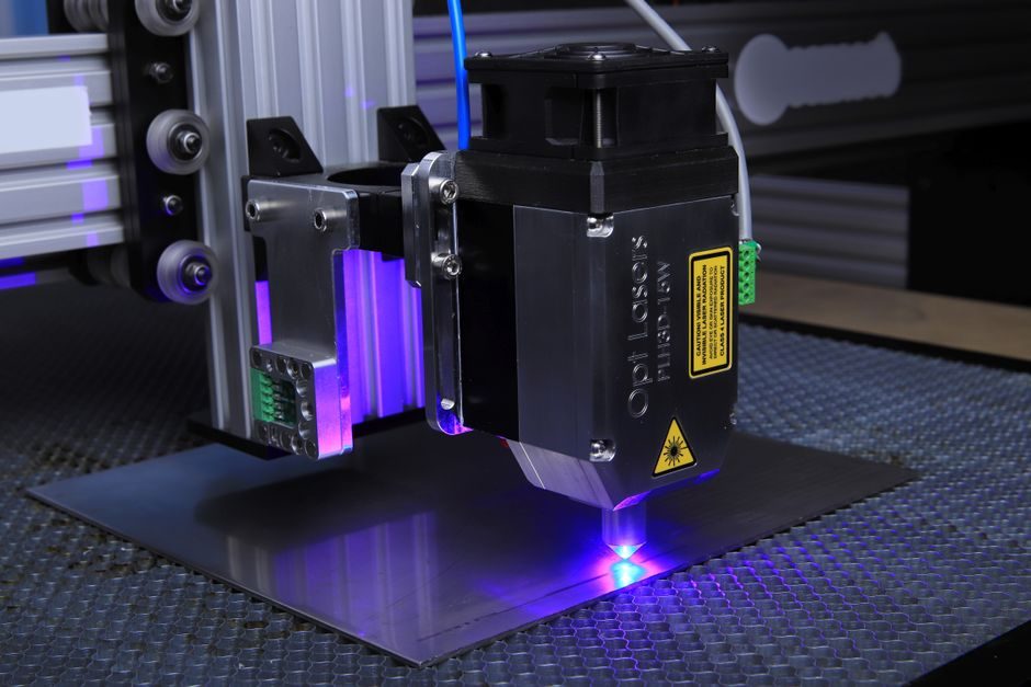 LiDAR Sensors in Smart Manufacturing: 2026 Spec Stack, Vendor Cuts and Automation Anchors
