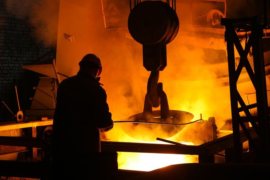 Line Frequency Induction Furnace Suppliers 2026: Capacity Bands, Pricing and Maker Map
