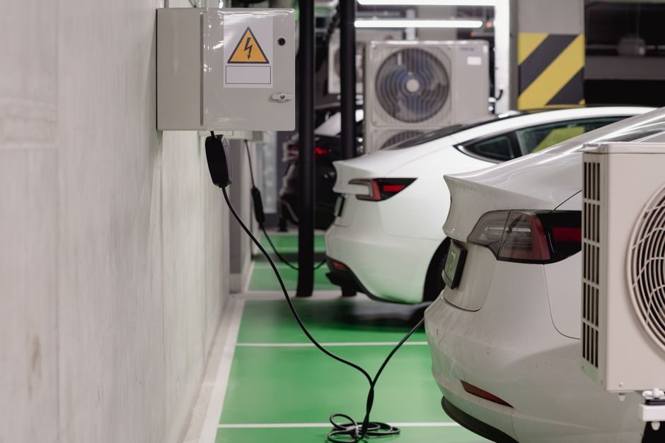 Lithium Battery Supply Chain: Five-Stage Flow, Capacity Map, Sourcing Levers