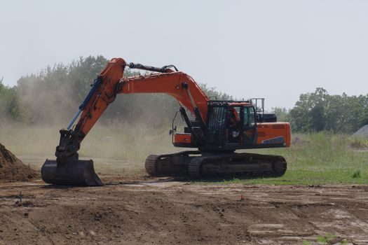 long reach excavator suppliers and manufacturers - Engine Emissions and Hydraulic Architecture