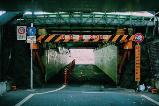 mezzanine platform selection guide - Limitations, failure modes and what to check before signing