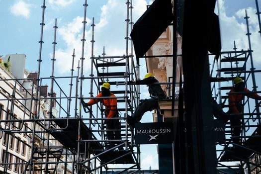 mobile scaffold tower selection guide - Failure Modes and What Specifiers Forget
