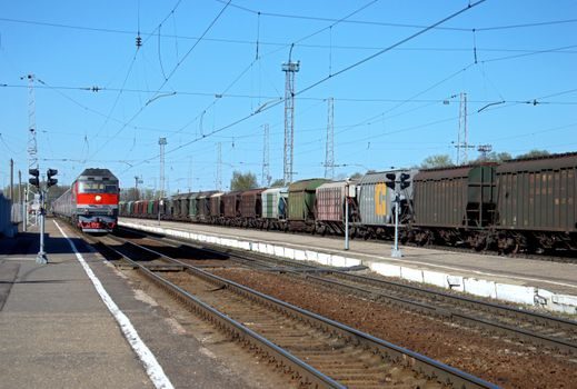 Molding Line advantages and disadvantages - Standards, Sourcing, and Trackable Signals