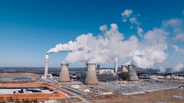 nuclear power price trend and outlook 2026 - Comparing the 2026 generation options on decision criteria
