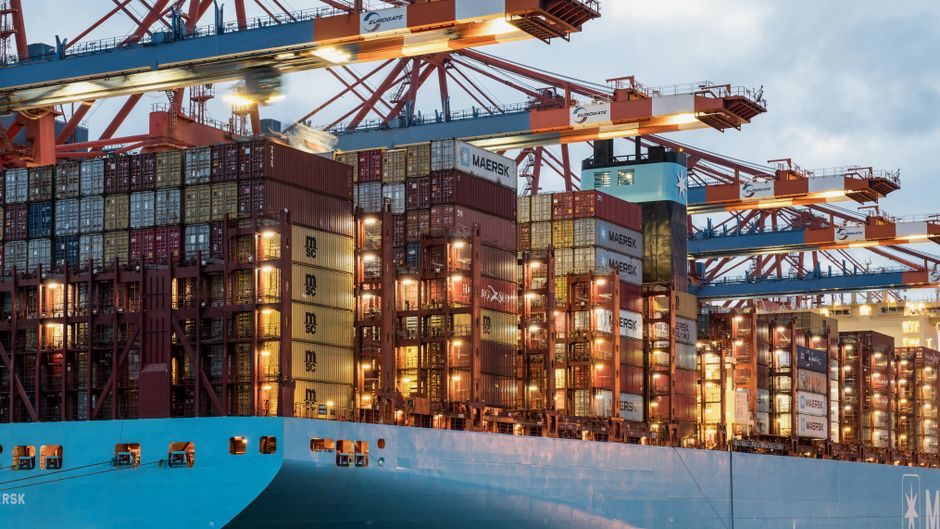 Offshore Wind Foundation Supply Chain 2026: Capacity, Steel, Standards