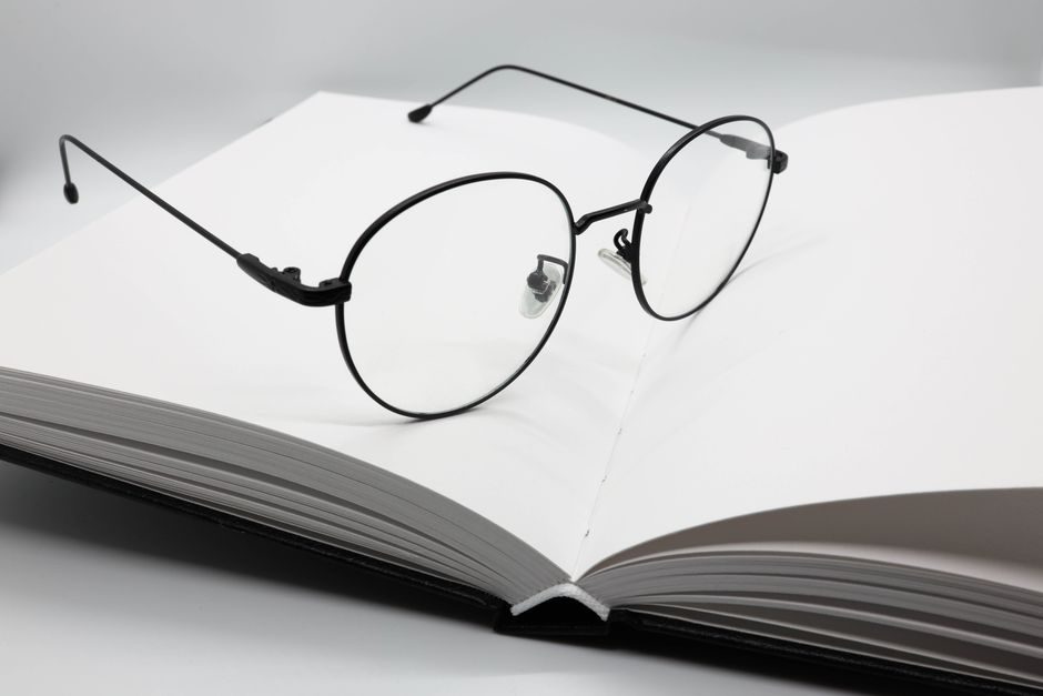 Optical Glass Buying Guide 2026: Grades, Specs, Suppliers and Sourcing
