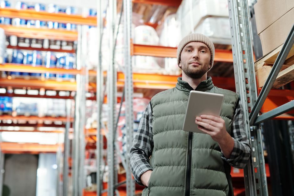 Order Picker Classes and Selection: A 2026 Spec Reference