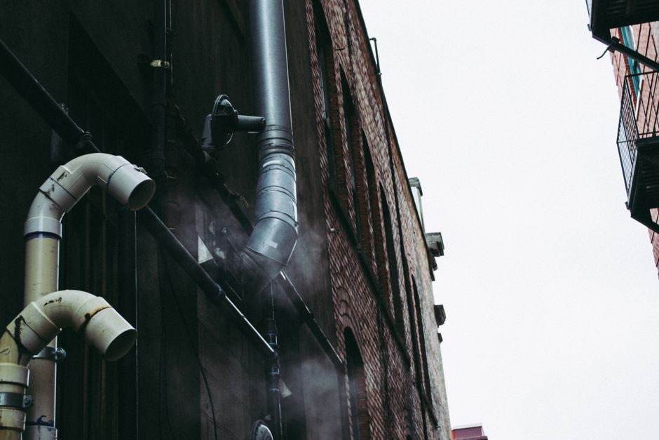 PE Pipe vs Steel-Plastic Composite Pipe: Spec Bands, Joint Gates and Service Envelope