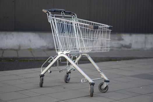 Platform Trolley advantages and disadvantages - Selection Criteria Compared Across Types